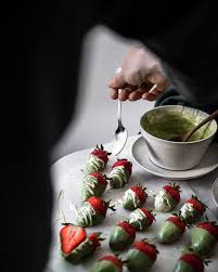 Fraises Matcha Chocolat Blanc In 2020 Premium Green Tea Japanese Green Tea Pu Erh Tea