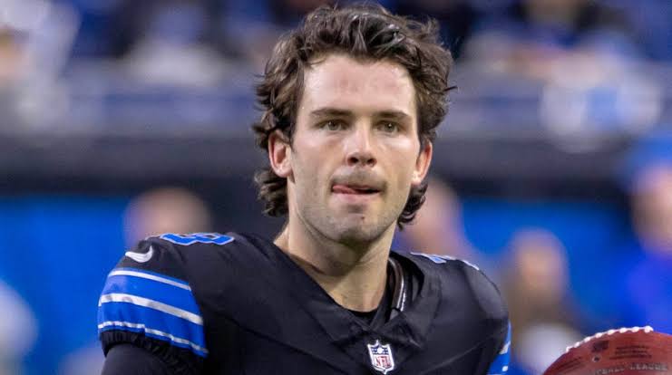 Lions' Jake Bates sends fans into frenzy over sultry clip as he sets  franchise record | Fox News