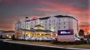 Additionally, a bar/lounge, a coffee shop/café, and a snack bar/deli are onsite. Hilton Garden Inn Richmond Airport
