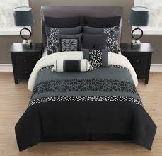 Black And Gray Comforter 14 Piece King Veeda Black And Gray Bed In A Bag Set By Kinglinen 134 99 This Elegant Set Featu Grey Bedroom Decor Grey Comforter Sets Black And Grey Bedroom