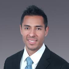 Nombra Cummins a 3 líderes como vicepresidentes