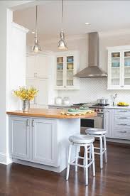 By simply updating some of the mai… Small Kitchen Ideas Great Small Kitchen Design Ideas Smallkitchen Smallspaces Kitchen Kitchen Layout Kitchen Remodel Small Kitchen Design Small
