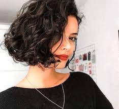 Girls With Curly Hair Fun Curly Hairstyles Curly Homecoming Hairstyles Cu Short Hairstyles Hair Styles Short Curly Hair Short Bob Haircuts