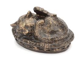 Urns uk cremation ashes cat urn with matching photo frame. Urns Uk Angel Wings Cat Urn Undefined Catmemorials Cat Urns Cat Memorial Angel Cat