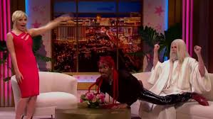 Watch the video for lap dance from tyga's black thoughts 2 for free, and see the artwork, lyrics and similar artists. Saturday Night Live Britney Spears Gets Lil Nas X To Give God A Lap Dance In Wild Cold Open Cbs8 Com