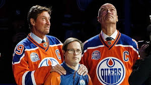 As i do every wednesday, i jumped on with the boys on the locker room for a few minutes to talk about oilers, what's been going on around the nhl, and try to make sense of this crazy life we're living. Oilers Longtime Locker Room Attendant Joey Moss Dies At 57 Thescore Com