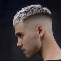 Just because the hair is short it does not mean that there is no way of experimenting and trying various styling options. 50 Best Short Hairstyles For Men 2020