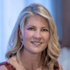 Laura Durden's Instagram, Twitter & Facebook