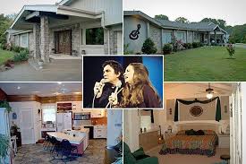 Homes Of Country Music Stars 2012 Hollywood Homes Celebrity Mansions Celebrity Houses