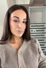 Bella str***a #makeup #makeuptransformation #makeuplook