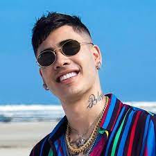 Kelvin david benedito (são paulo, 28 de outubro de 1994), mais conhecido pelo nome artístico mc kelvinho, é um cantor brasileiro de funk. Mc Kevinho Fotos 6 Von 56 Last Fm