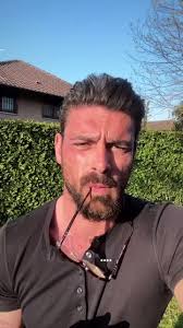 #neiperte #pourtoii #michelemorroneedit #michelemorroneofficial  #iammichelemorroneofficial #explore #michelemorrone #fyp #perte