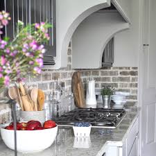 kitchen counters: style them like a pro