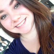 Amanda Poisson's Instagram, Twitter & Facebook