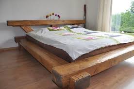 Lit Unique En Poutres Vieux Bois Idees De Lit Meubles En Rondins Idees De Meubles