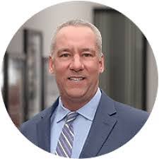 Erin Rinehart's Instagram, Twitter & Facebook