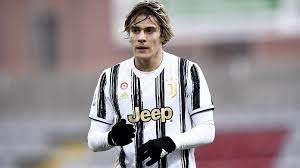 В товарищеском матче «ювентус» победил «чезену» (3:1). Juventus V Cesena Predicted Line Up Formation For Allegri S First Charge Juvefc Com