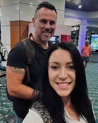 Alisha Benoit's Instagram, Twitter & Facebook