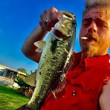 Tracy Fish's Instagram, Twitter & Facebook