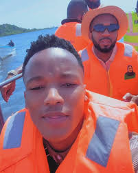 Wananchi wawili na kolo mmoja 😂😂😂😂😂😂😂😂😂 Nasikia ata medali  hawazitaki uko 😂😂😂😂😂😂😂, @sheikh_abdulrazak_salum @mkandamizaji