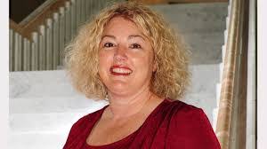 Nicki Johnston's Instagram, Twitter & Facebook