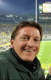 Maybe this is 100% my wishful thinking but does anyone else feel like  laflaur has just not wanted to let anything else out of the bag before  playoffs the last 2 weeks ?