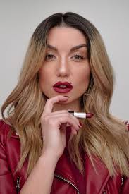 Cuál es el rojo de labios que más va contigo?