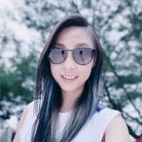 60+ “Evie” profil