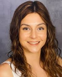 Elizabeth Hanson's Instagram, Twitter & Facebook