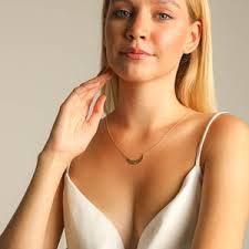 Solid Gold Crescent Moon Necklace Moon Phase Necklace Available in 14k, 18k  Solid Gold and Platinum Custom and Personalized Jewelry