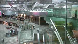 Singapore changi airport, commonly known as changi airport (iata: Singapore Changi Airport Terminal 3 Hd Youtube