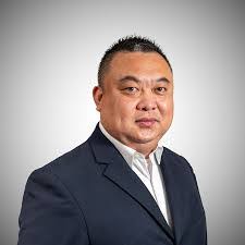 Shawn Castillo's Instagram, Twitter & Facebook