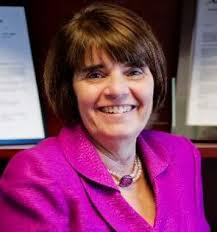 Dear Members of the Emmanuel College Community, Today marks 100 days until  our community honors the achievements of the Class of 2025 at Emmanuel's  103rd Commencement Exercises