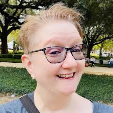 Vì vậy hãy chạy đến phòng echo khiến bạn cảm thấy tốt hơn khi cách ly bản  thân khỏi cuộc thảo luận. 👍