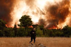 Actualmente, los desarrollos tecnológicos de los sistemas de protección contra incendios (pci), las nuevas tecnologías y la amplia difusión de las redes de comunicaciones, proveen de medios suficientes para ejercer una monitorización permanente de los sistemas de pci que garantiza la información necesaria para evaluar el estado y progresión de un incendio desde un centro de control remoto. Grecia Los Incendios Le Van Ganando La Batalla Y Dejan Un Muerto