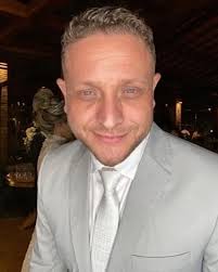 Leonardo Estrella (@leoestrellaok) • Instagram photos and videos