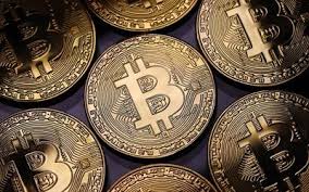 Bitcoin is the most popular cryptocurrency, but there are hundreds of others. Herunterladen Hintergrundbild Bitcoin Crypto Wahrung Elektronische Geld Gold Munzen Crypto Wahrung Zeichen Besthqwallpapers Com Pragung Geld Munzen
