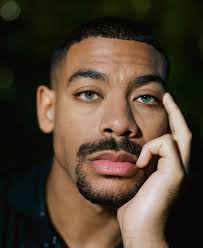 I said, OooooOoooooo Baaaabbbbyyyy!!! It's been brought to our attention  that it's National Boyfriend Day. So, what better day to make a hard  launch? Aaron Pierre and us, we go together. We