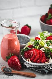 Salat, erdbeeren und paprika waschen. Fruchtiges Erdbeer Salat Dressing Mit Mohn Chocolate Clouds