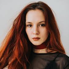 📸: Rachel Leiner Photography Ft. Tara Devon Gallagher 📍Alchemical Studios  ⁣⁣⁣⁣⁣⁣⁣⁣⁣⁣⁣ #red #longneck #nycmodel #fairskin #beautiful