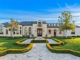 Zestimate Home Value 12 091 919 Spectacular Newer One Story Masterpiece With Sweeping Views Nestled On A Premie Mansions Dream House Dream House Interior