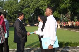 Emerintah segera membuka kembali lowongan calon pegawai negeri sipil (cpns). Terima Sk Cpns Langsung Dapat Gaji 80 Persen Magelangekspres Com