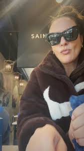 Thank you @ilovesainthonore for providing that after school treat, the  sweet core mama/child memory; “what dreams are made of.” 💕 ,  @ilovesainthonore @alexandra_lourdes , #VEGASMAMAS #afterschool ...