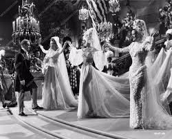 Nelson Eddy Evelyn Atchinson Inez Cooper film I Married an Angel 868-08