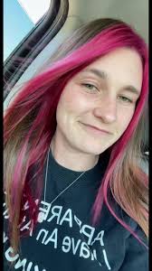 Danielle Lloyd Pringles