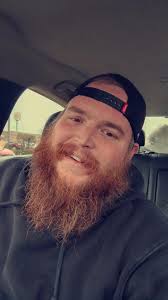 I posted once before but I don't know what happened. So, I'll try again.  Hi! Divorced, 40, 6ft, 2 boys.