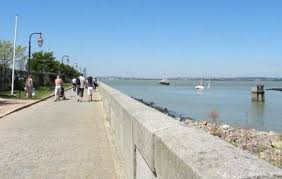 Du cocon à la plage, il n'y a qu'un pas. Plage Du Butin Honfleur Ticket Price Timings Address Triphobo