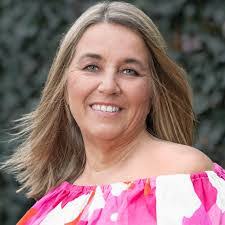 Karen Scurlock's Instagram, Twitter & Facebook