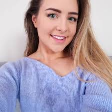 Elise Clair's Instagram, Twitter & Facebook