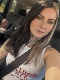 Still love my job after a long long time.best place for summer. Manager  Elle Lee